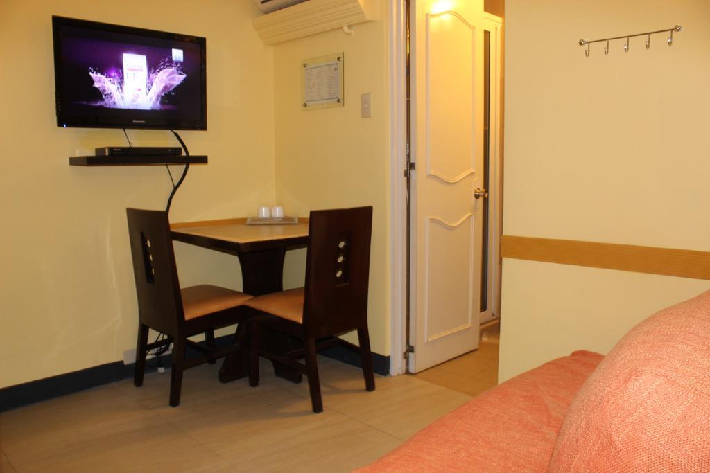 Franchise One Hotel Makati City Kültér fotó
